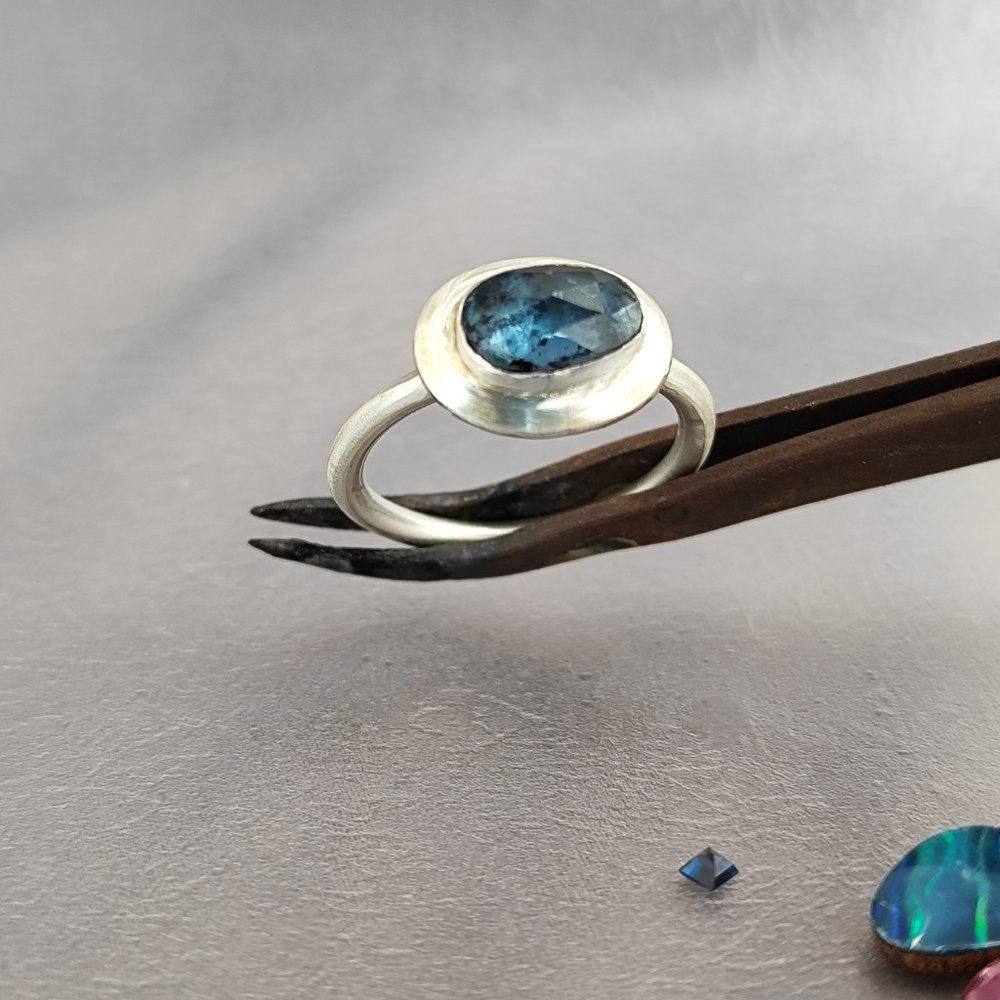 Sterling Silver Kyanite Ring with Bezel Setting – Vintage Inspired Jewelry